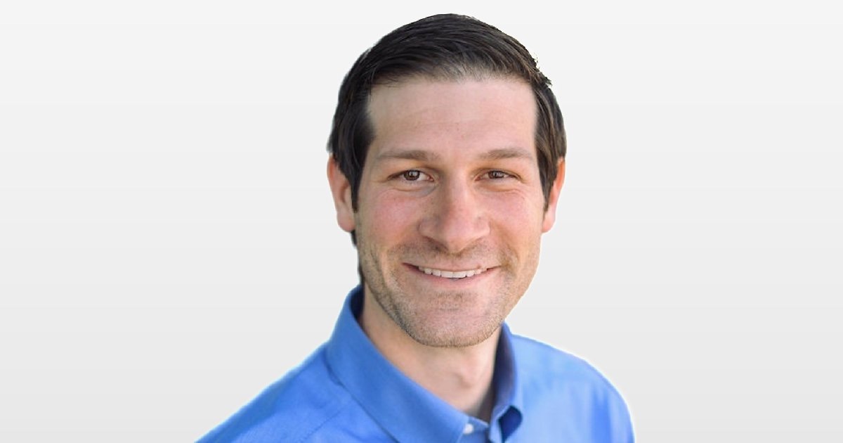 Headshot of Cole Zanetti
