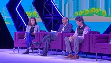 Business Insider reporter Blake Dodge moderates a session with Dr. Sree Chaguturu, chief medical officer at CVS/Caremark, and Marcus Osbourne, SVP at Walmart Health Business Insider reporter Blake Dodge moderates a session with Dr. Sree Chaguturu, chief medical officer at CVS/Caremark, and Marcus Osbourne, SVP at Walmart Health